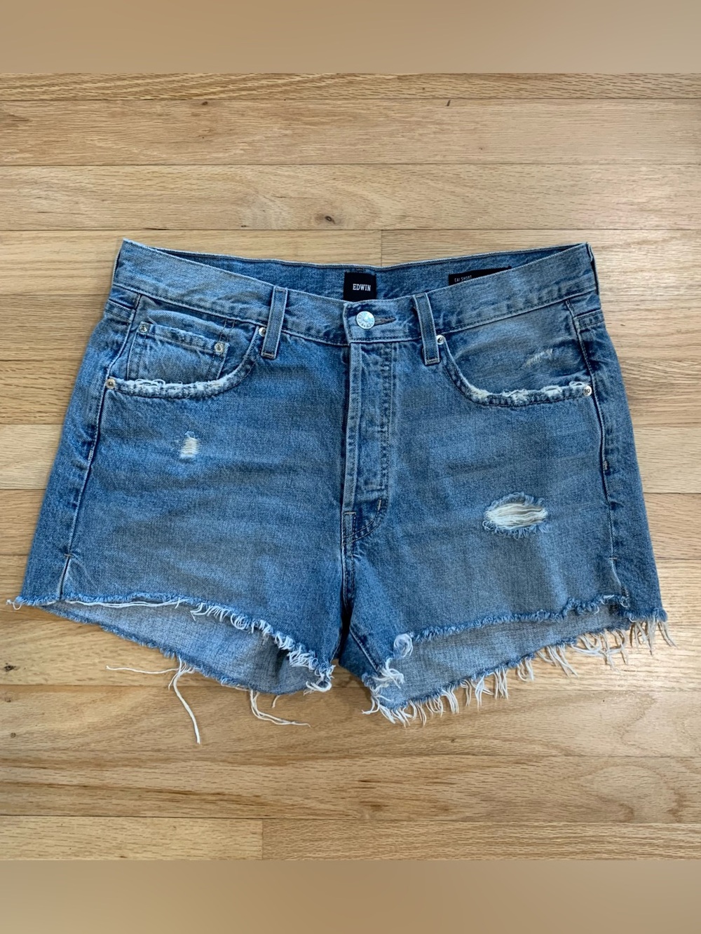 Edwin Cai Cut Off Denim Shorts Size 30 Women’s